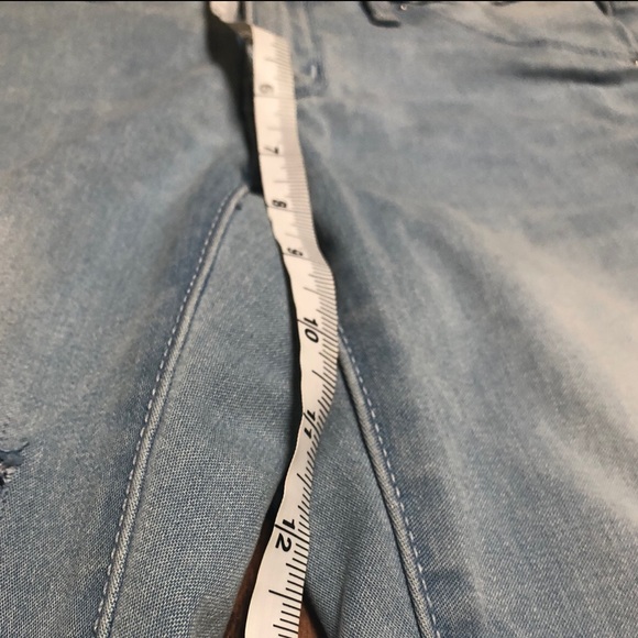 Mossimo mid rise denim Jeggings with rips - Picture 5 of 7